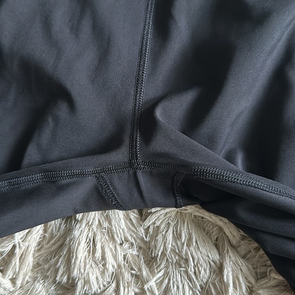 EUC Aeroready women’s capris, size medium - Picture 5 of 8